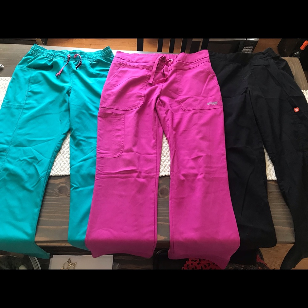 3 pairs of scrub pants